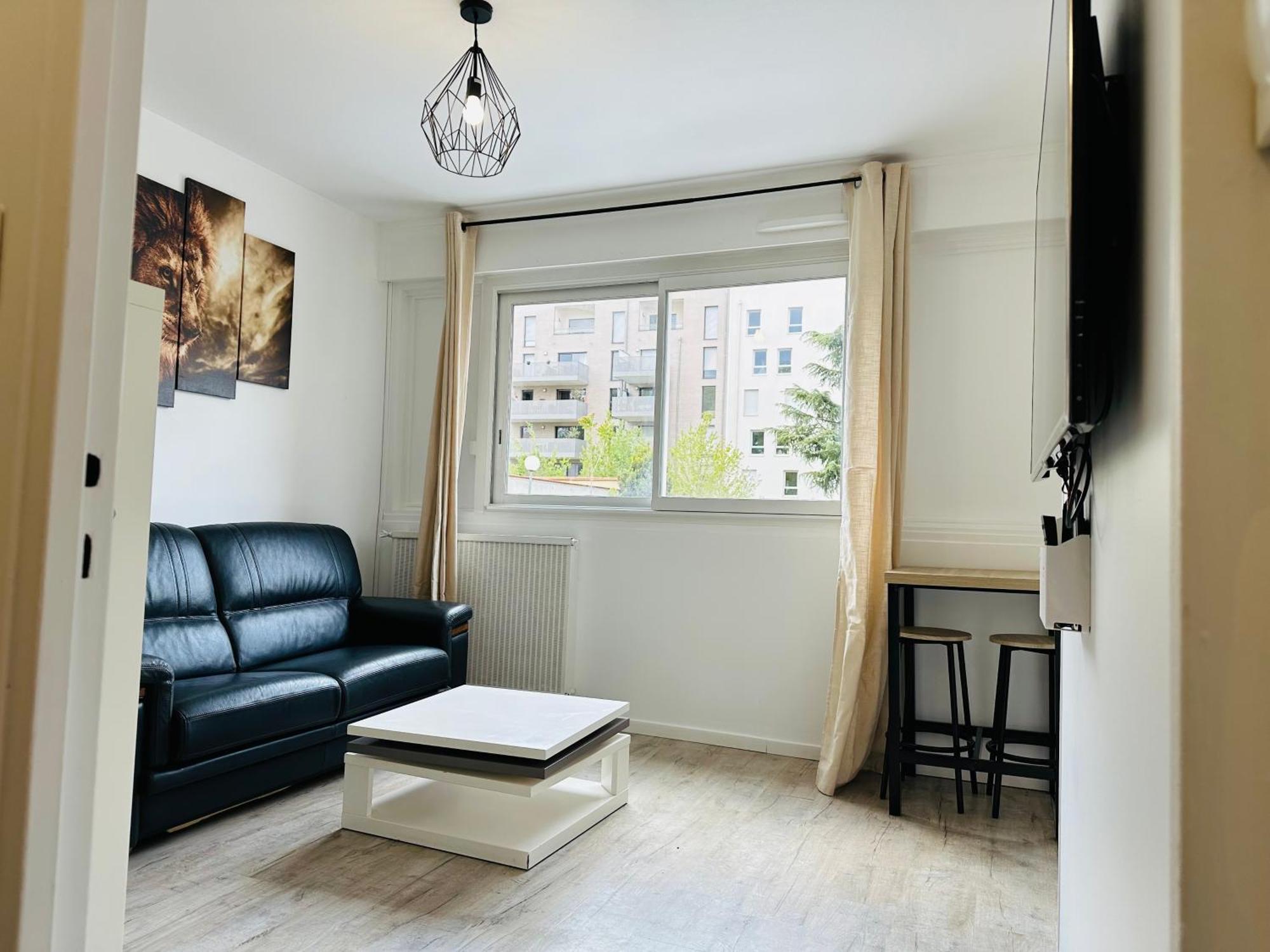 Tres Agreable Studio A Villeurbanne Exterior foto
